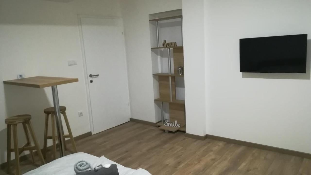 M4U Apartments Ni Exterior foto